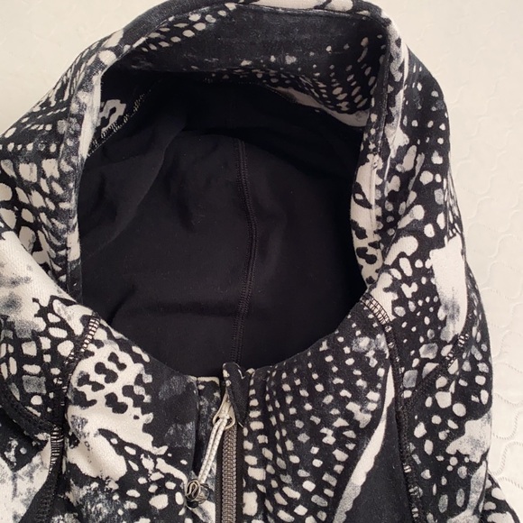 Lululemon Scuba full zip hoodie in Static Mist black and white 6 - Picture 11 of 12